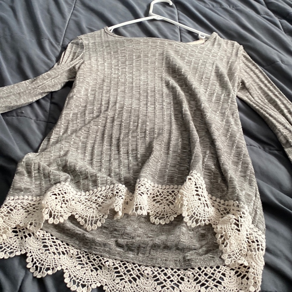 Gray Long sleeve shirt